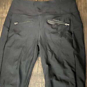 Athleta Women's Black Shorts with Zipper Pockets - Size Sm